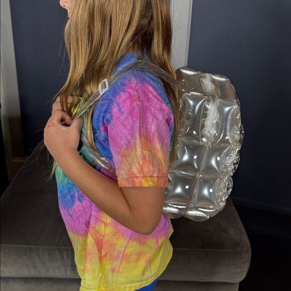 White/Silver Inflatable Bubble BackPack Foam Ball New in Packaging One Size - Picture 9 of 14
